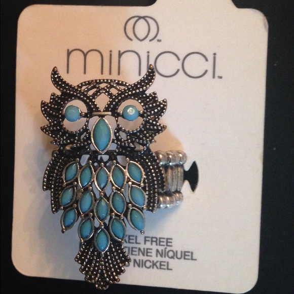 Never Been Worn Owl Ring - Picture 1 of 1