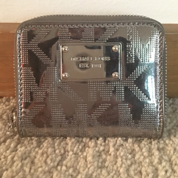 Michael Kors wallet