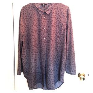 H&M Long Sleeve Button Down shirt. Never worn