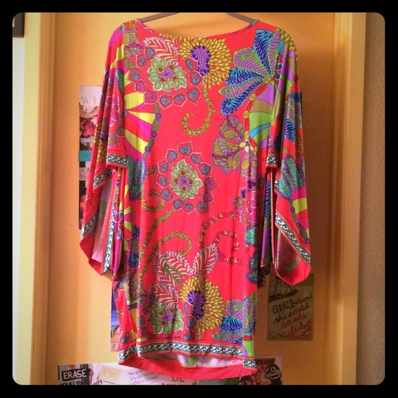 Authentic Trina Turk Coverup/Top
