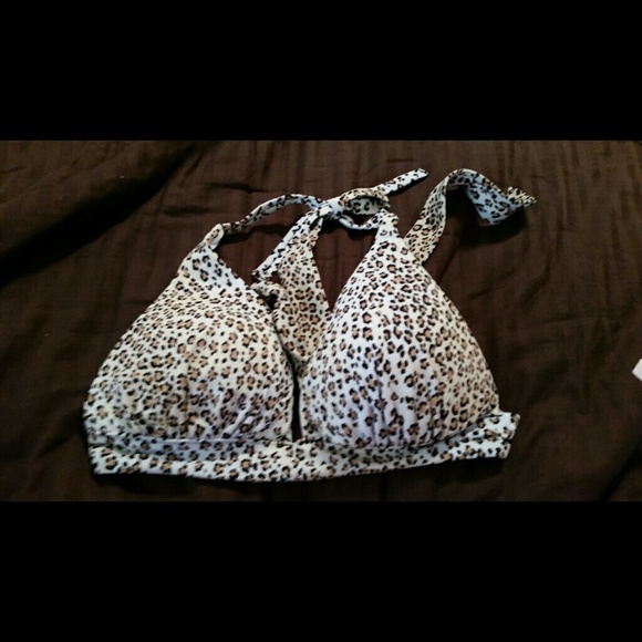 Size large victoria secret swim top - Picture 1 of 1