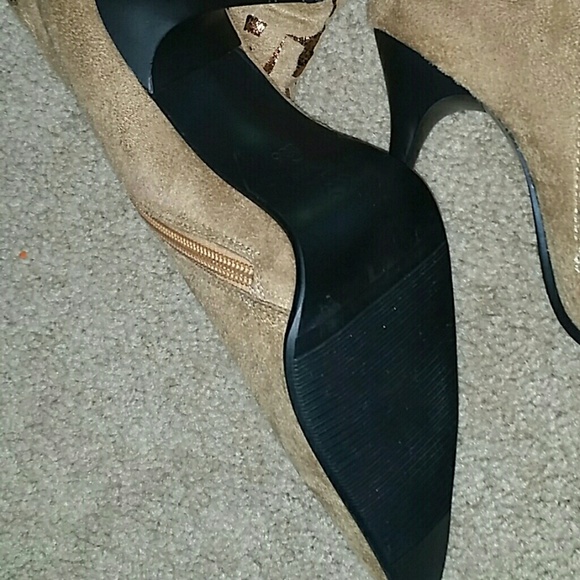 Boots - Picture 2 of 2