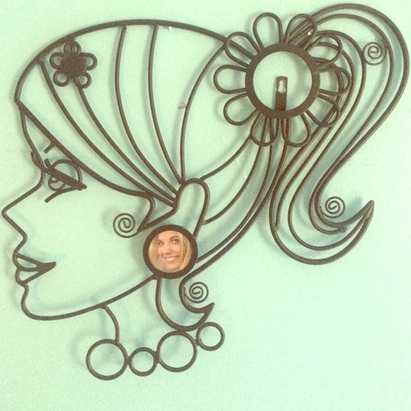 New Wall Jewelry Holder with Frame