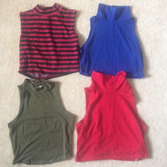 - Crop tops BUNDLE -