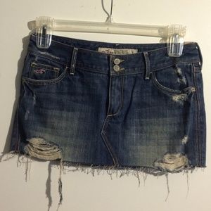 Hollister distressed jean skirt