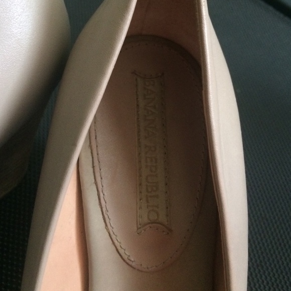 Banana republic wedges