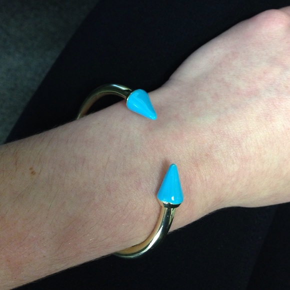 Gold open bracelet