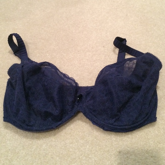 🚫BUNDLED🚫Chantelle Bra ~ 32H ~ Style 3641 - Picture 1 of 4