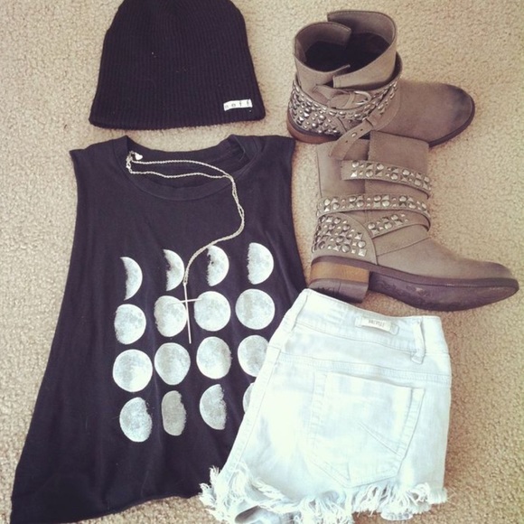 {Brandy Melville} Muscle Tank