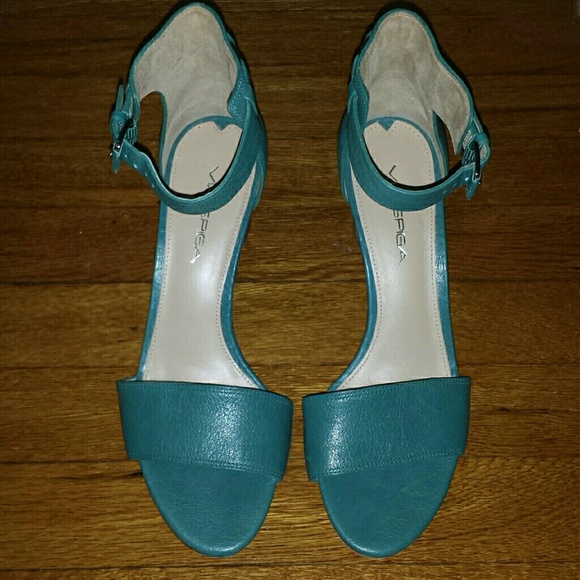 Via Spiga sandals