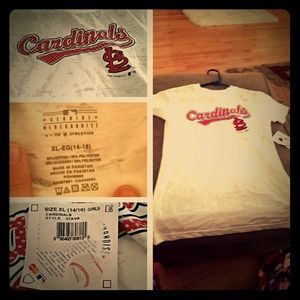 It's in kid size, not junior, too small for me