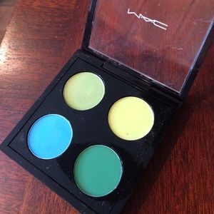 Quad, mascara and lustre drops bundle