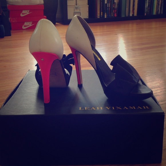 Leah Vixamar Stilettos size 37 / 7