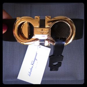 100% AUTH Salvatore Ferragamo Reversible Belt