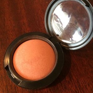 MAC Fabulous Felines Mineralize Blush