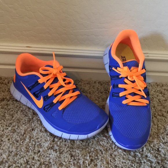 Nike free runs bundled