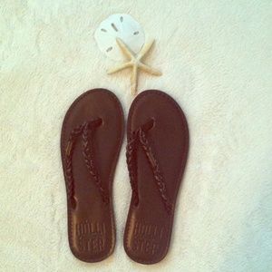 Hollister leather flip flops