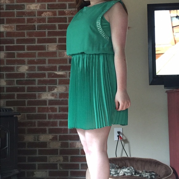 SENT TO THREDUP: Green Pleated Dress