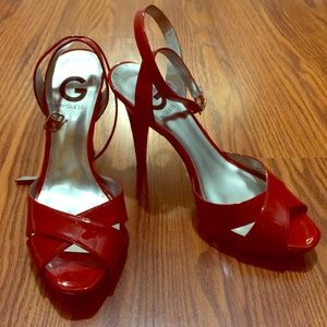 G BY GUESS RED HIGH HEELS