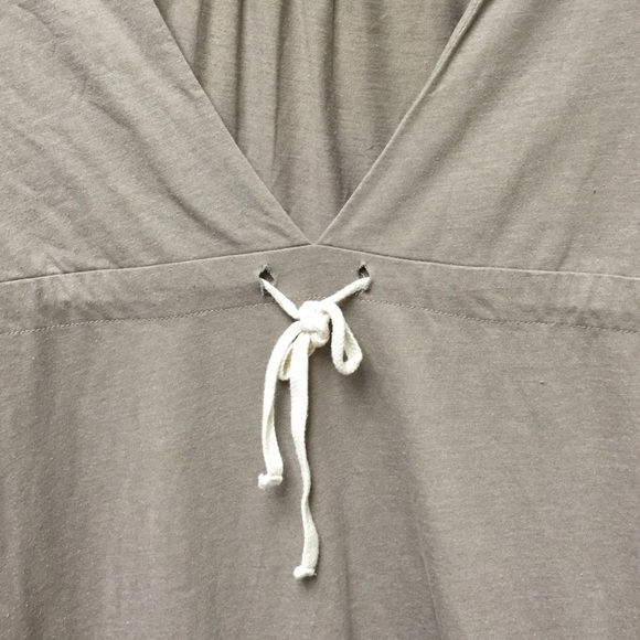 Banana Republic XS Neutral Tunic - Picture 2 of 3