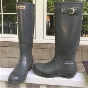 Grey Hunter boots