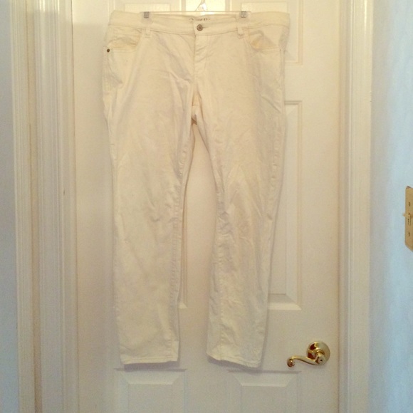 Off white Jeans