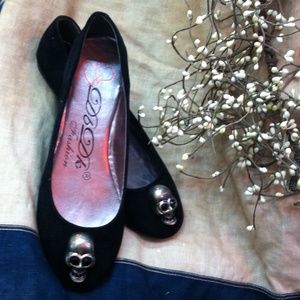 🌙 Skull Flats 🌙