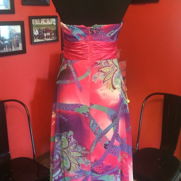 DEBS SIZE 9/10 PROM GOWN - NEVER WORN - Picture 4 of 4