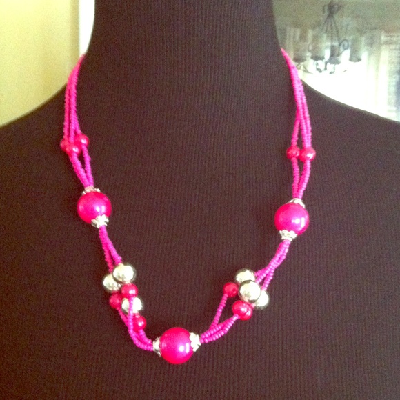 BRIGHT PINK NECKLACE & earrings