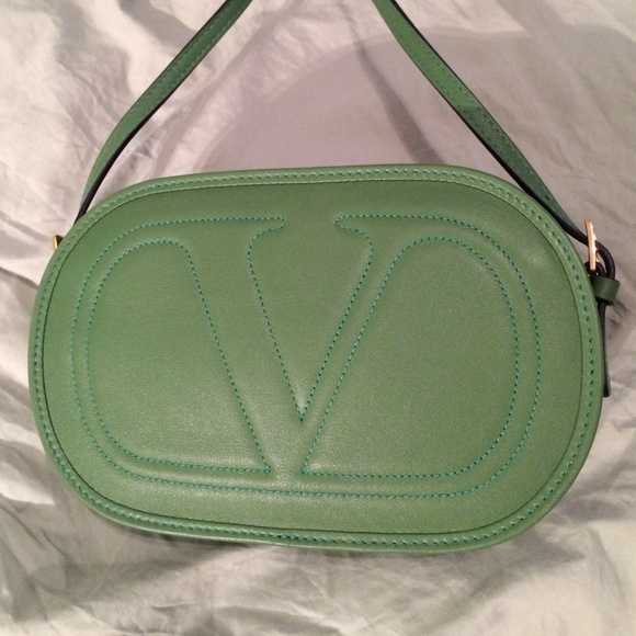 VALENTINO CROSS BODY / OVER THE SHOULDER HANDBAG - Picture 2 of 8