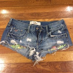 Hollister Size 3 Jean Shorts