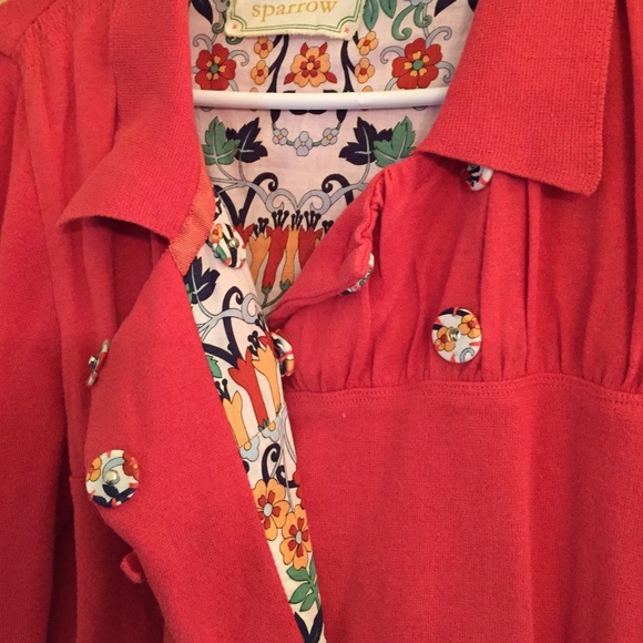 Red jacket - Picture 2 of 4