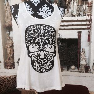 New🌻BODY CENTRAL Sugar Skull RacerBack t-Shirt
