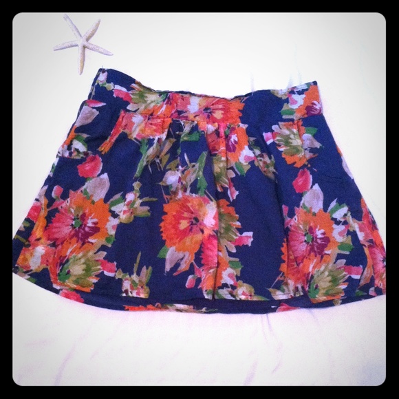 Aeropostale mini skirt