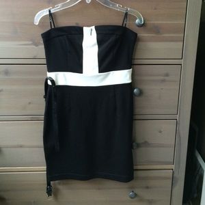 black and white strapless dress