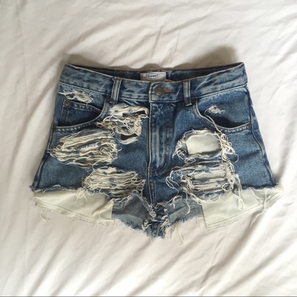 High waisted ripped jean shorts