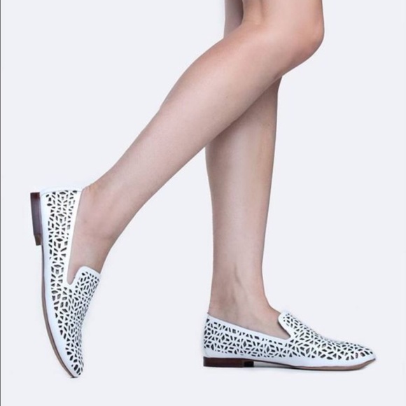 New Dolce Vita Flat Loafers - Picture 3 of 4