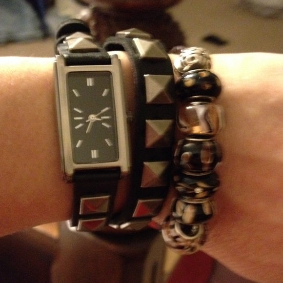 ◾️🕔◾️🕕◾️Wrap around watch with bracelet ⌚️