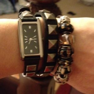 ◾️🕔◾️🕕◾️Wrap around watch with bracelet ⌚️