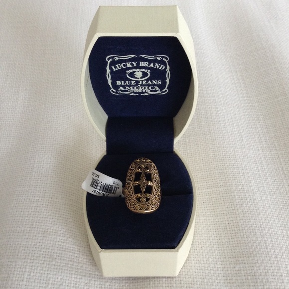 Beautiful Lucky Brand Ring