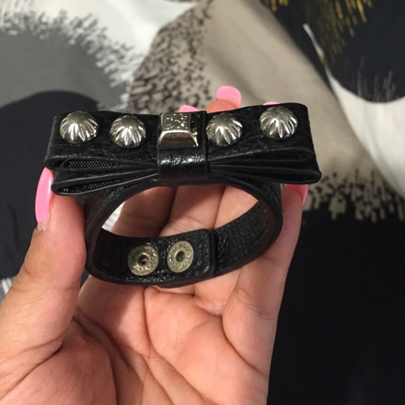 Jessica Simpson studded bow bracelet