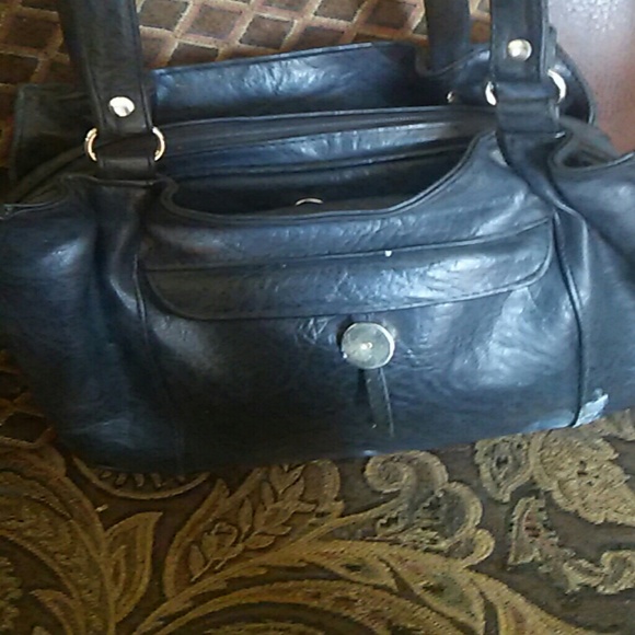 Black shoulder strap purse