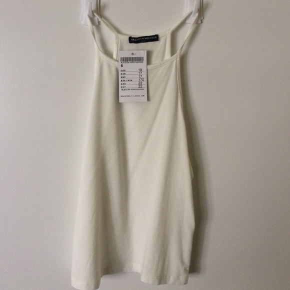 BRANDY MELVILLE White Crop Top