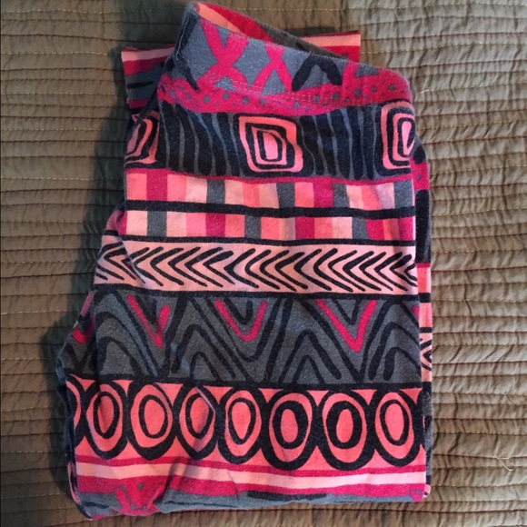 Charlotte Russe Printed Leggings