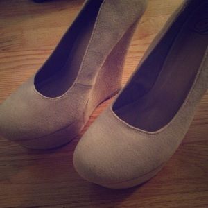 ⚡️FLASH SALE ENTIRE CLOSET $15 UNTIL MIDNIGHT⚡️