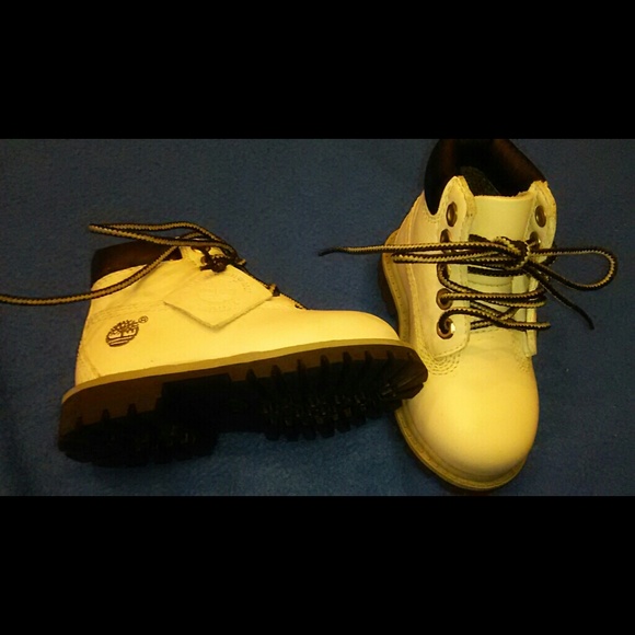 *SOLD*Powder Blue Timberlands :) - Picture 3 of 4