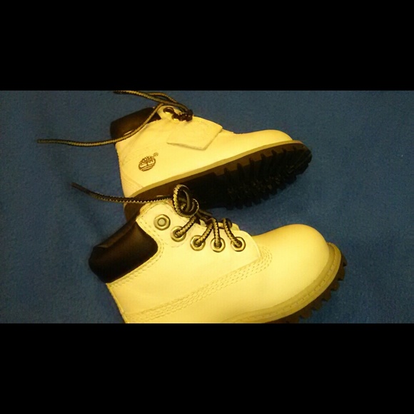 *SOLD*Powder Blue Timberlands :) - Picture 4 of 4