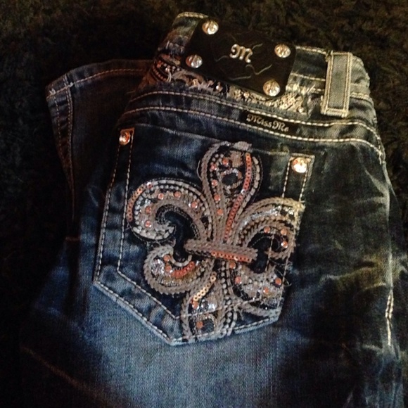 Size 26R Miss Me jeans 😍💎
