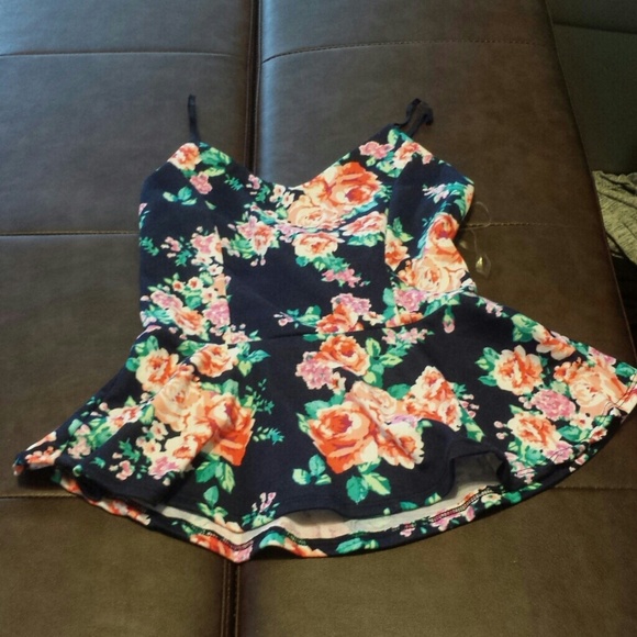 Georgous peplum top