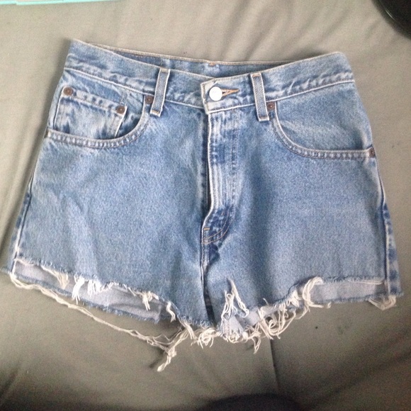 Levi 550 High Waist Shorts.